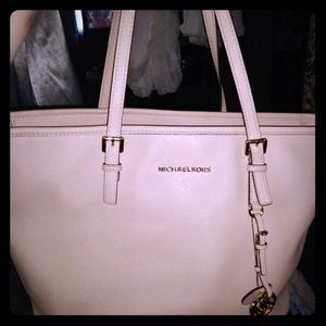 Micheal kors Handbag